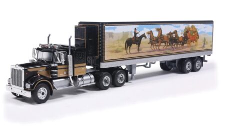 U64TRTR004S Black and Gold 1976 Kenworth W900A w/Vintage Reefer Trailer